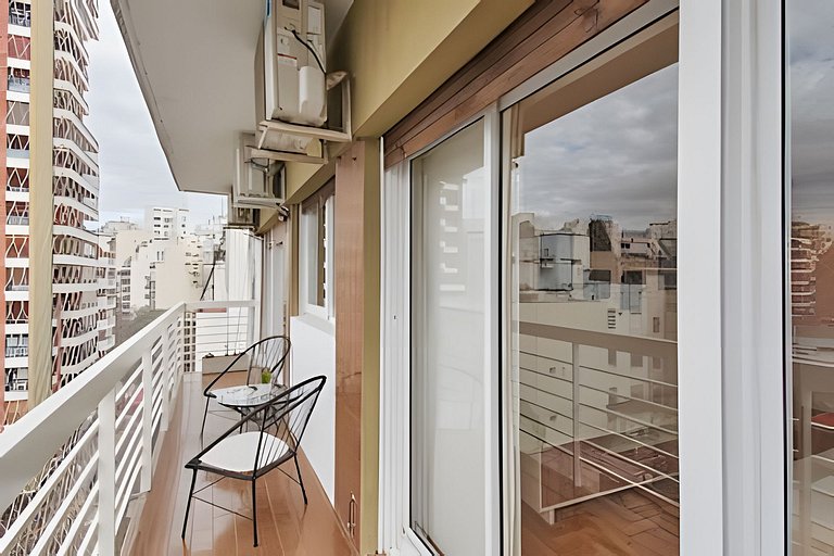 3BR modern and sunny apartment in Recoleta