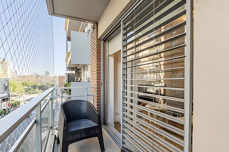 Cozy Studio in Palermo w/Pool & Laundry!