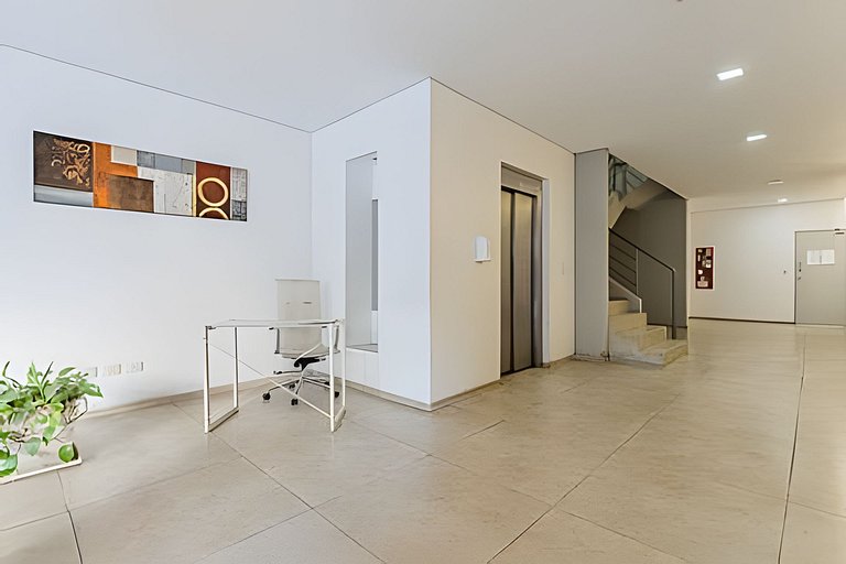 Cozy Studio in Palermo w/Pool & Laundry!