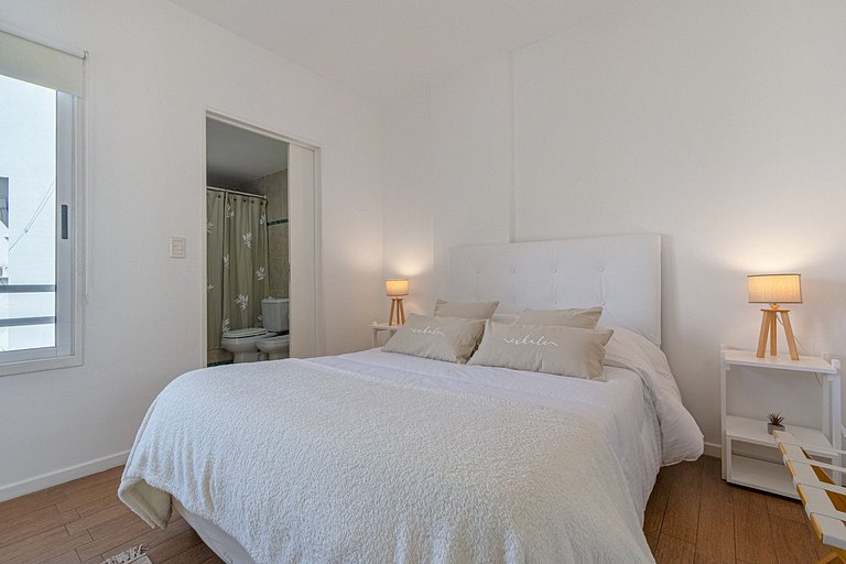 1BR Apt in the heart of Palermo w/ Pool & Laundry
