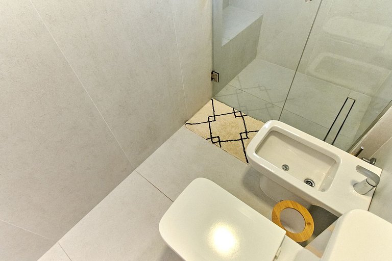 3BR modern and sunny apartment in Recoleta